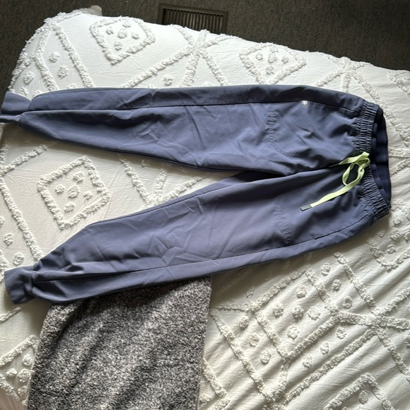 Figs - Picture 2 of 5